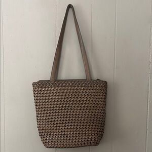 Fossil Brown Tote Bag with Textured Basket-Weave Design